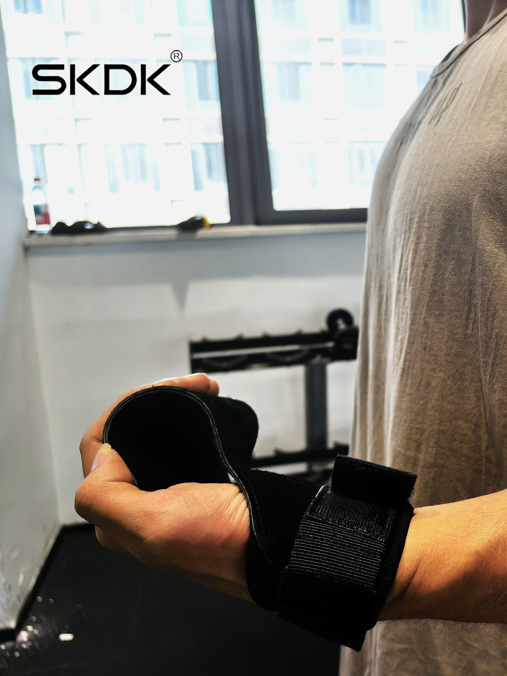 Premium Weightlifting Grips with Wrist Support | 3mm Anti-Slip Microfiber Workout Gloves