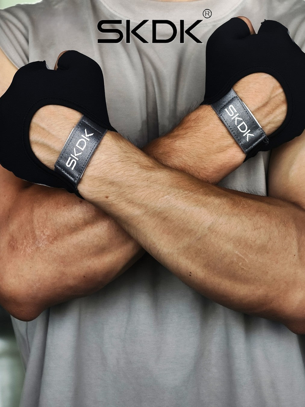 SKDK Breathable Workout Gloves with Silicone Anti-Slip Palm & Adjustable Wrist Strap for Weightlifting, Cycling & Gym Training