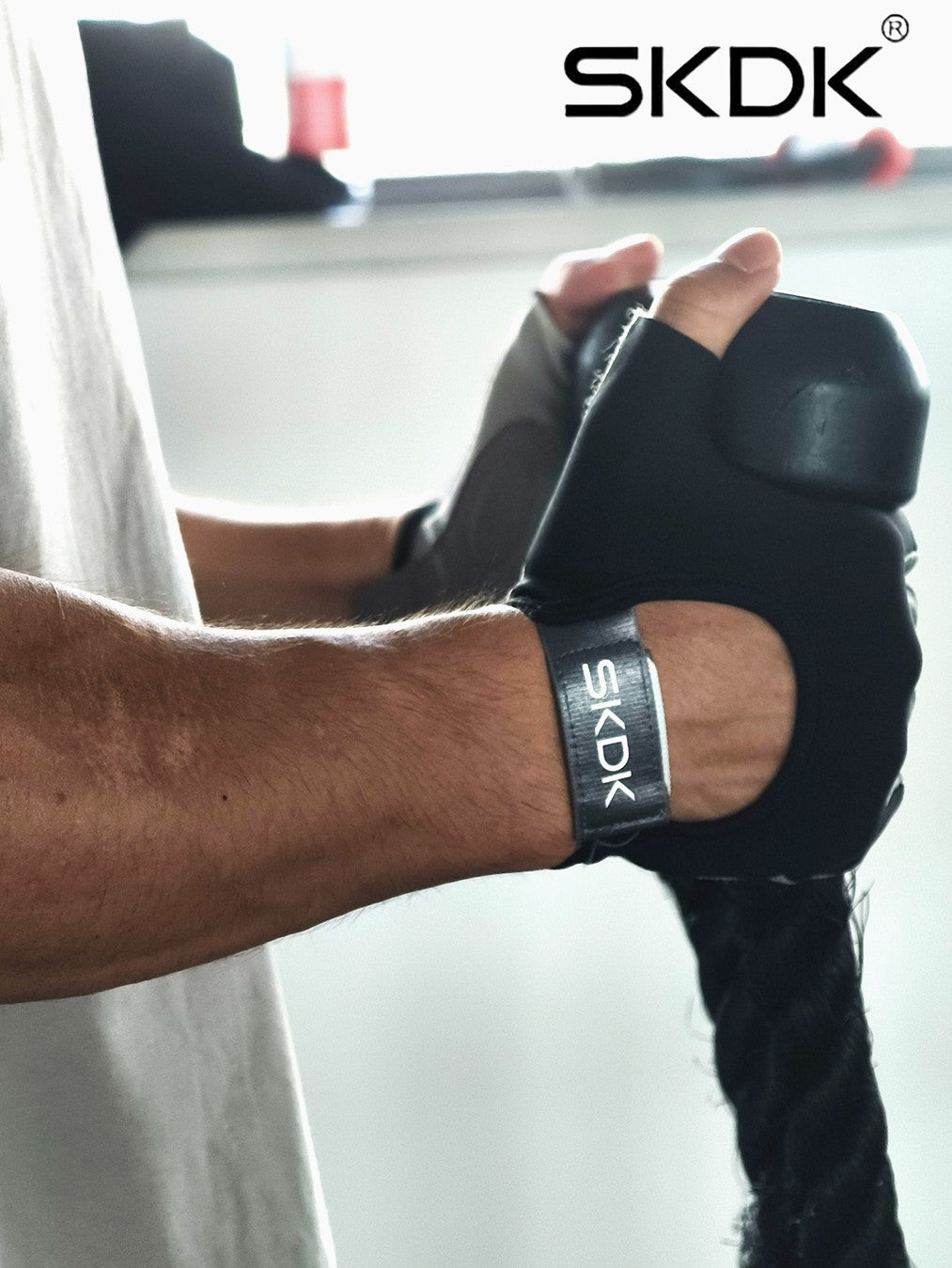 SKDK Breathable Workout Gloves with Silicone Anti-Slip Palm & Adjustable Wrist Strap for Weightlifting, Cycling & Gym Training